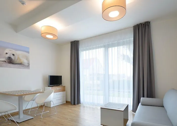 Apartament Baltica - Jacuzzi Na Dachu, Wi-fi, Parking W Cenie Rewal